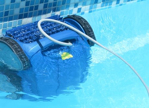 How Does a Robot Pool Vacuum Work?