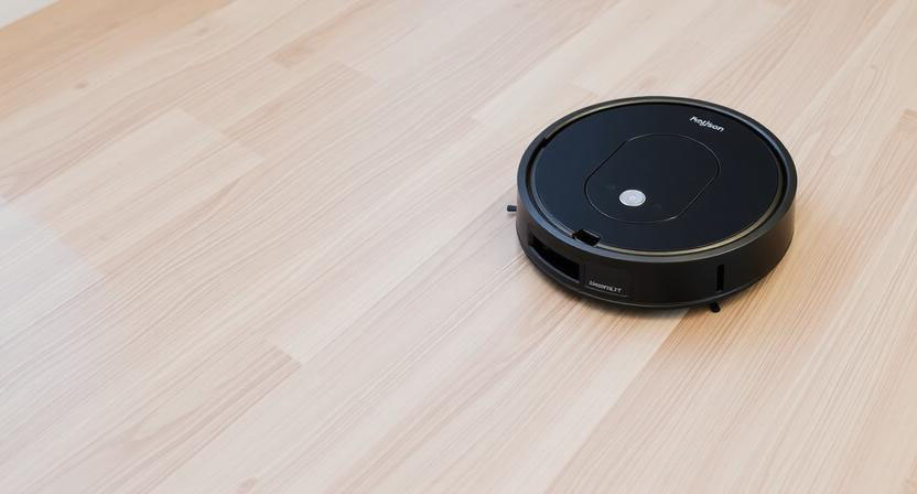 best robot vacuum for saltillo tile
